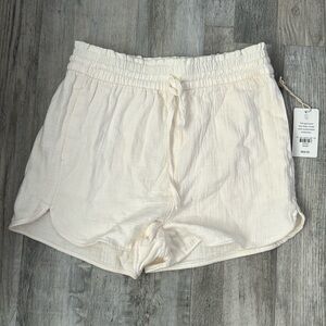 UpWest Cream Gauze Shorts